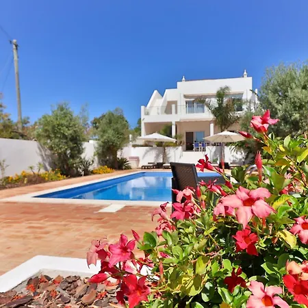 102 T Pensión Fuseta